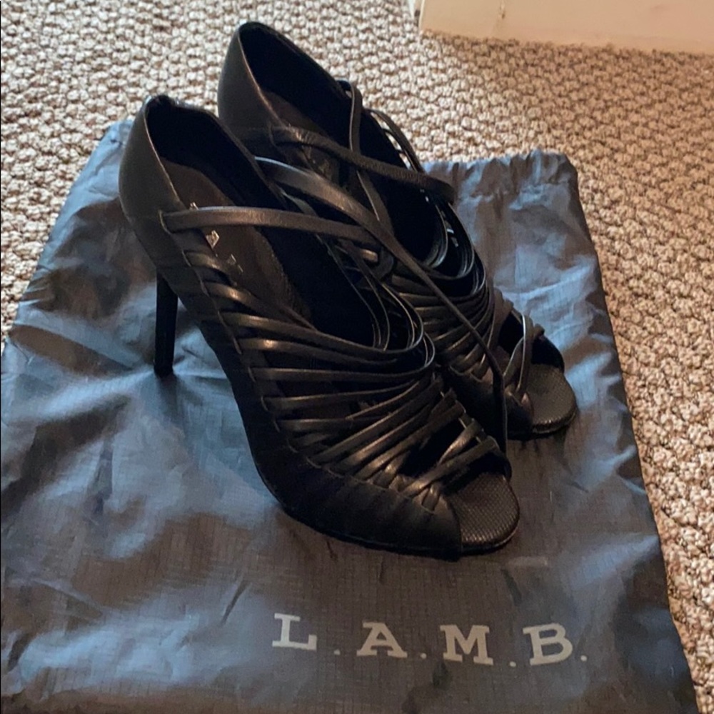 L.A.M.B. Gwen Stefani heels size 7.5